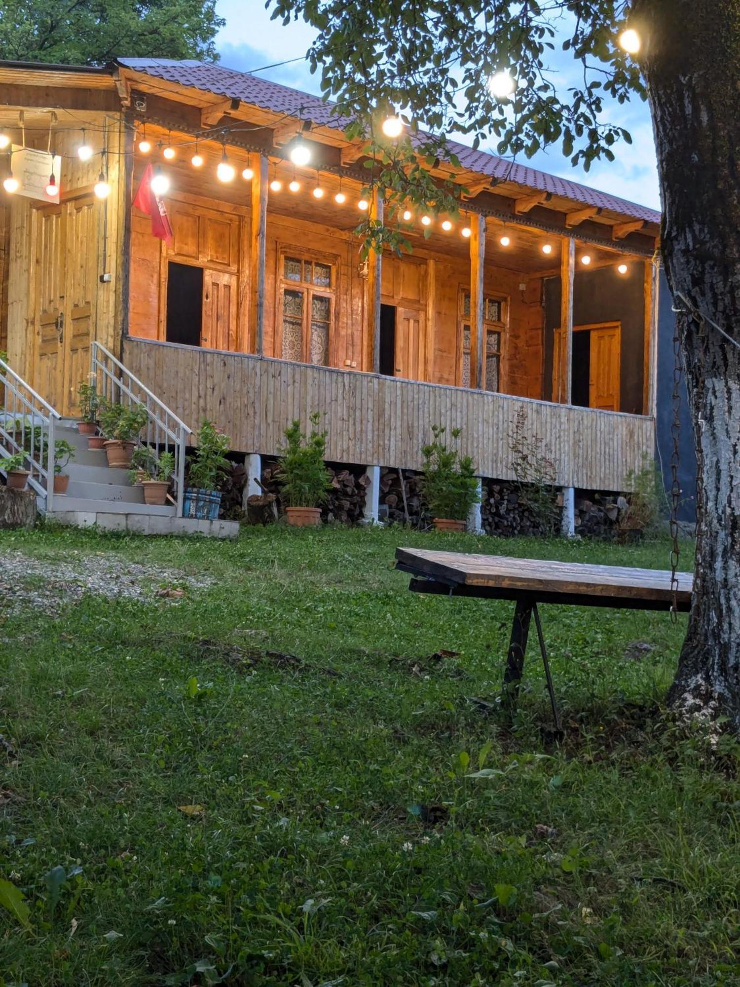 Kipiani Guest House Ყიფიანის Სახლი Khvanchkara المظهر الخارجي الصورة